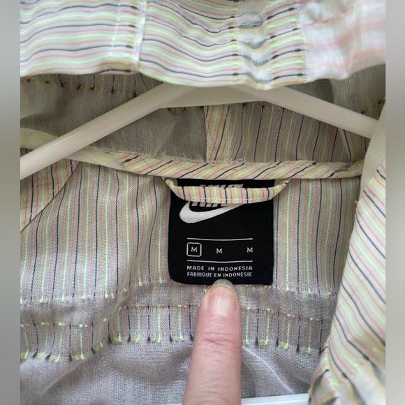 Nike light jacket oversized unique pattern and fabric weave women’s XL - Picture 7 of 11